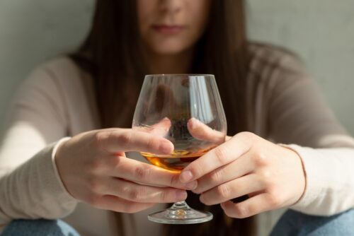 ブランデーグラス